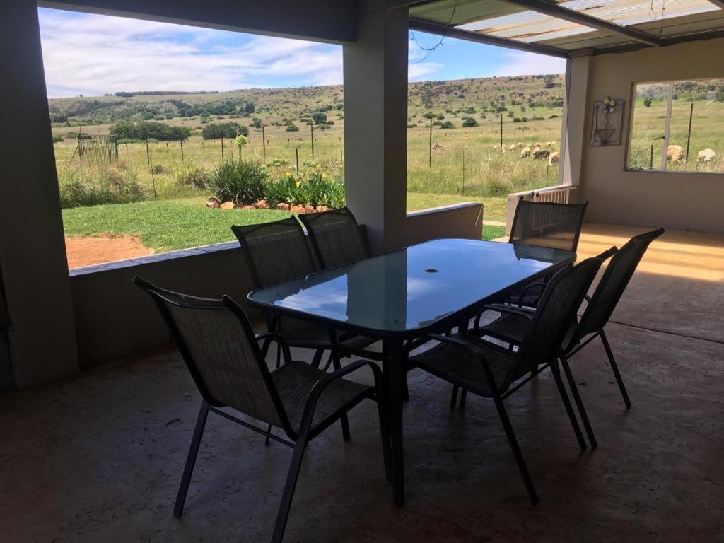 Sanctuary Life Guest Farm Hotell Magaliesburg Exteriör bild