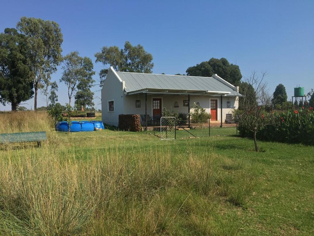 Sanctuary Life Guest Farm Hotell Magaliesburg Exteriör bild